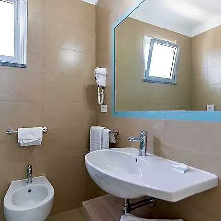 Concord Hotel 3*